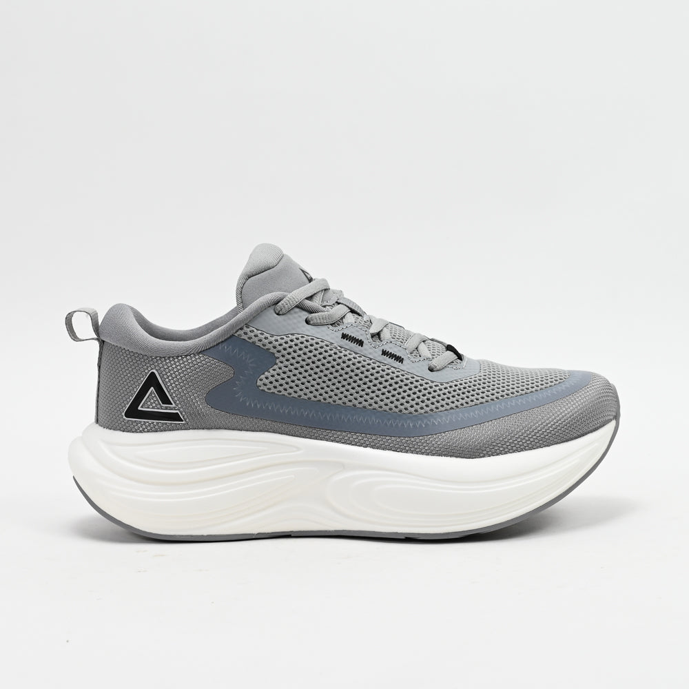 PEAK FOOTWEAR