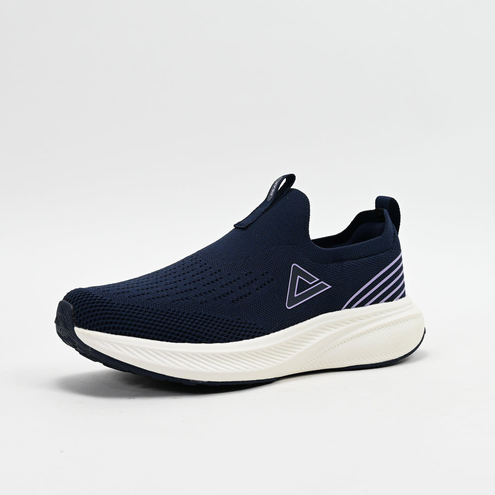 PEAK FOOTWEAR