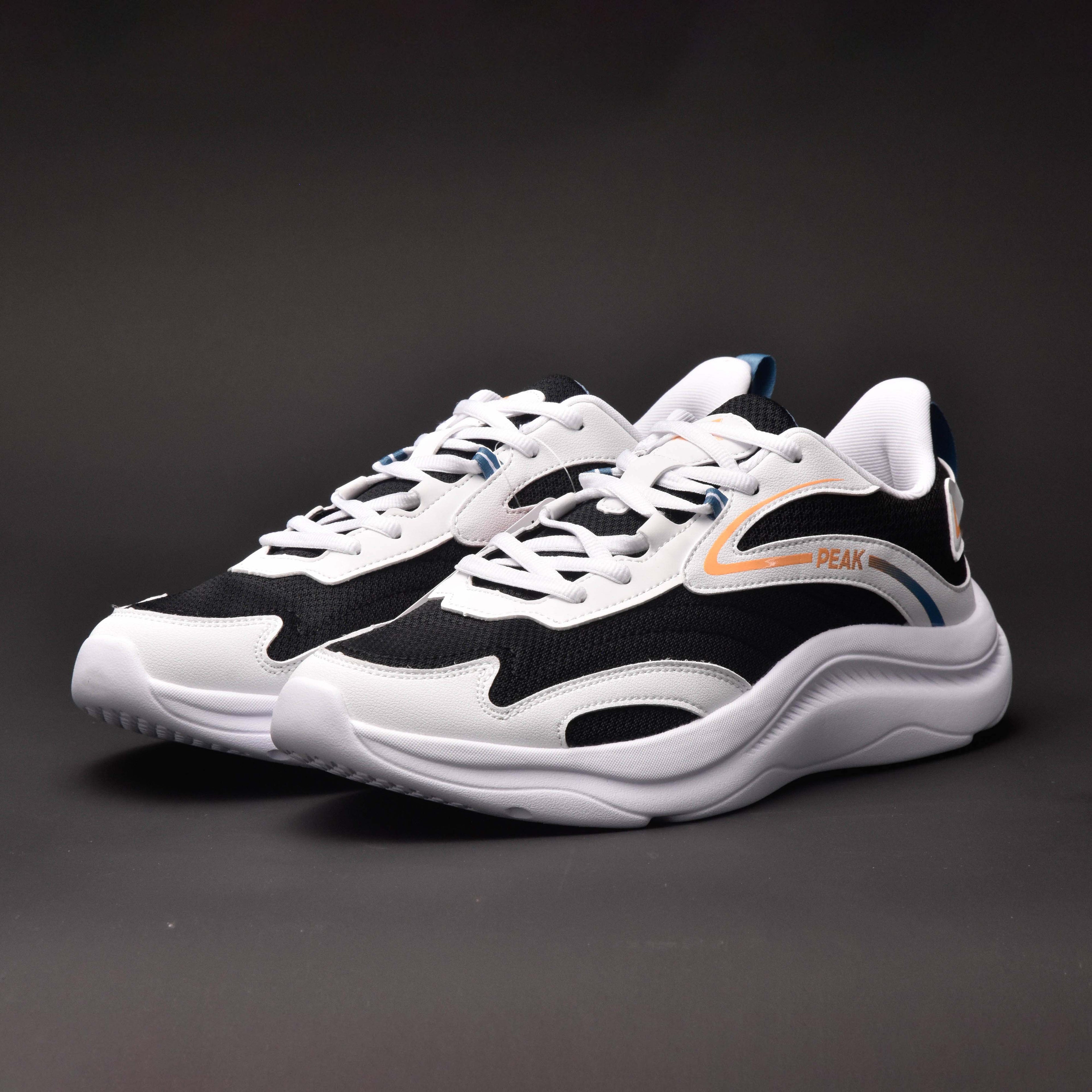 PEAK WALKING SHOES