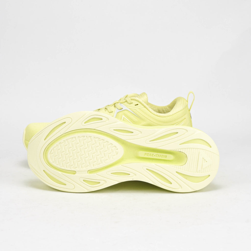 PEAK SHOES