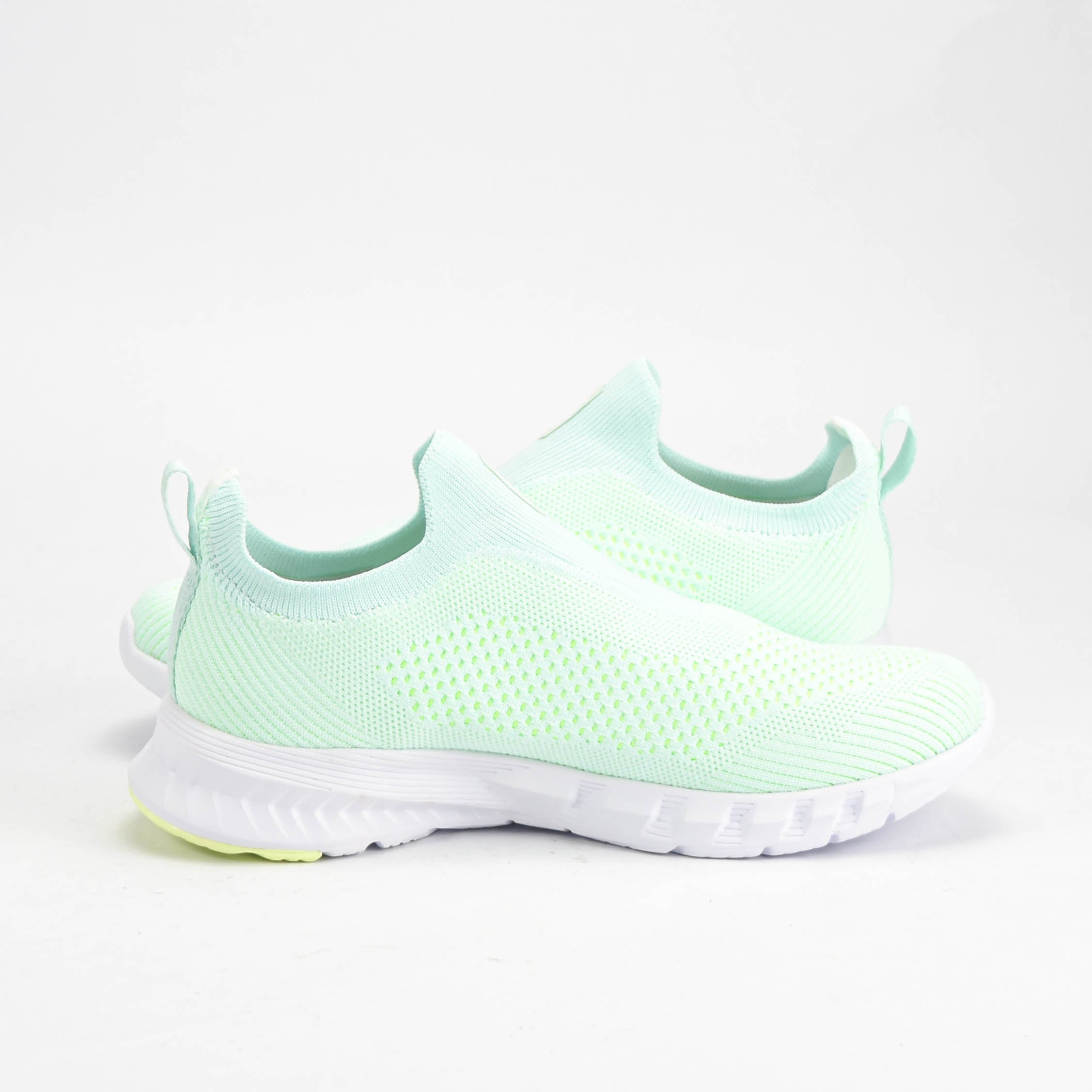 PEAK SHOES