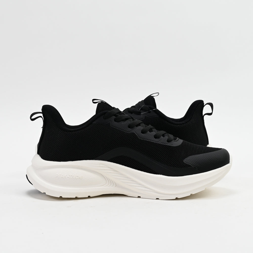 PEAK FOOTWEAR