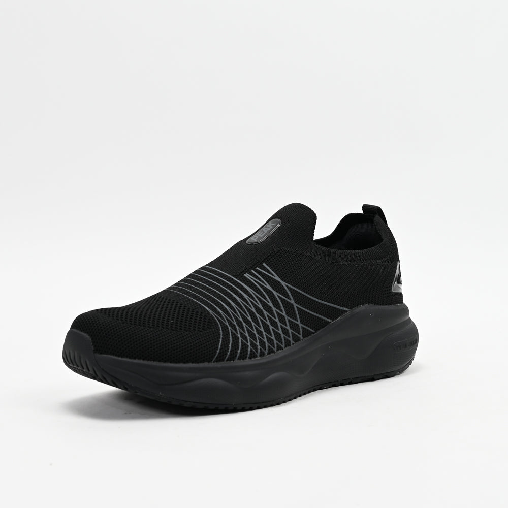 PEAK FOOTWEAR