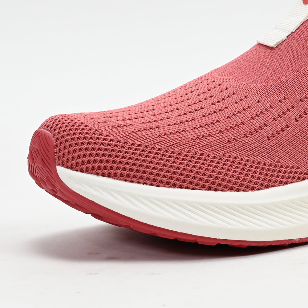 PEAK FOOTWEAR