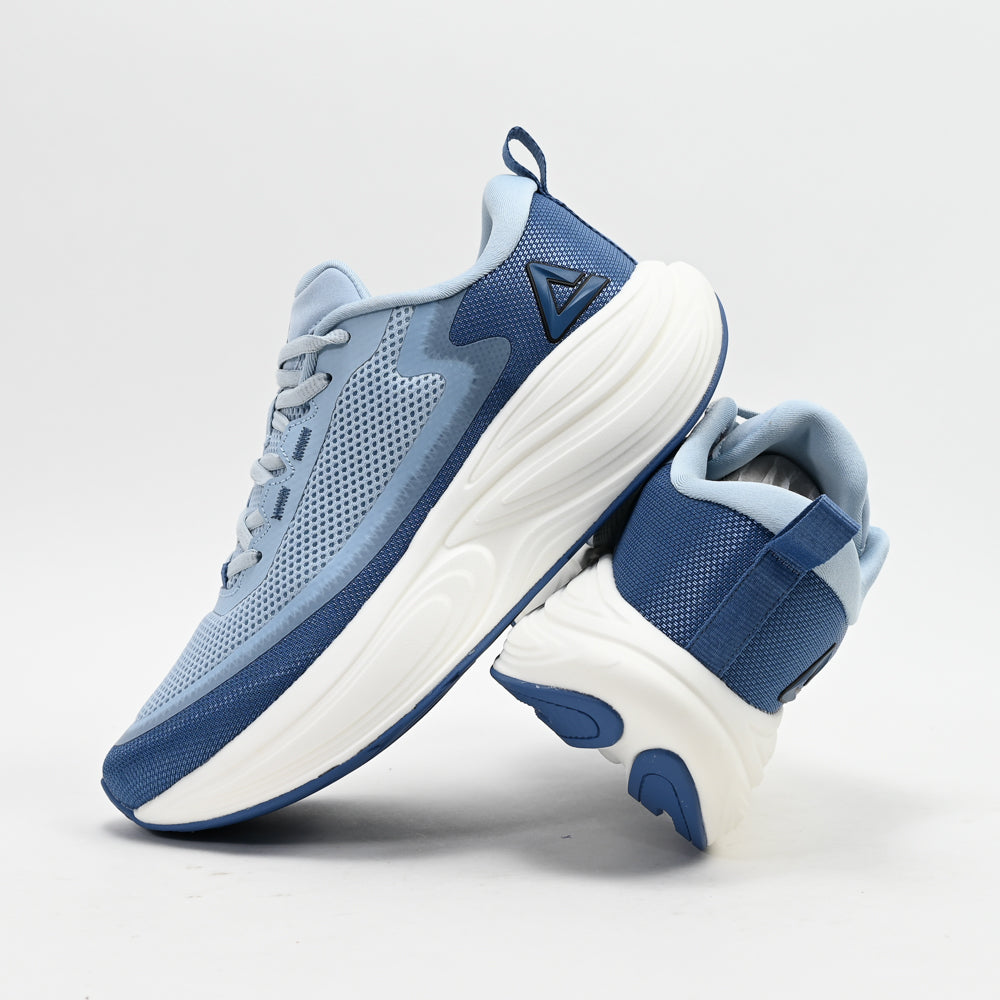 PEAK FOOTWEAR