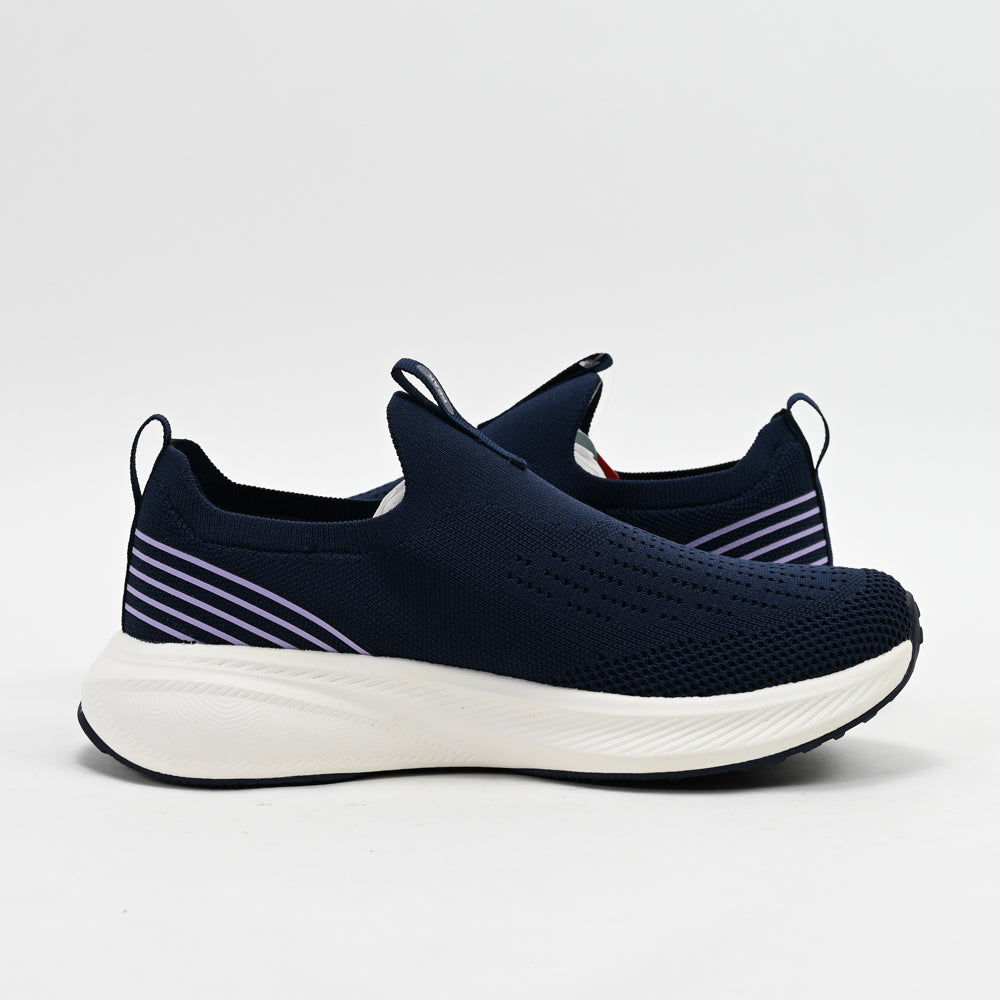 PEAK FOOTWEAR